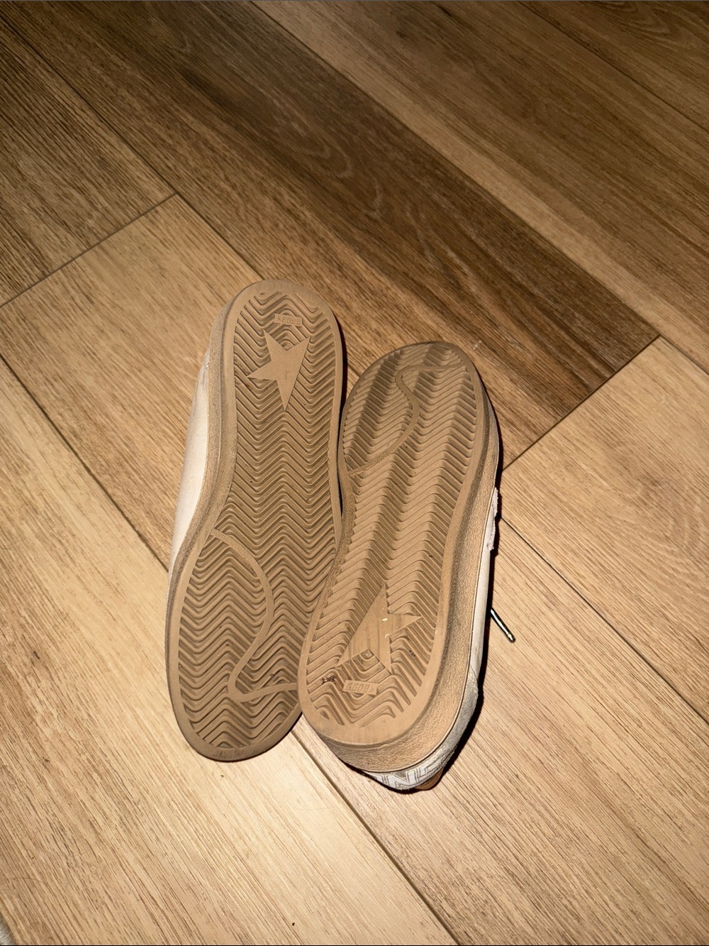 Golden Goose Beige Suede Star Sneakers with Custom Leopard Laces great condition - Picture 5 of 6
